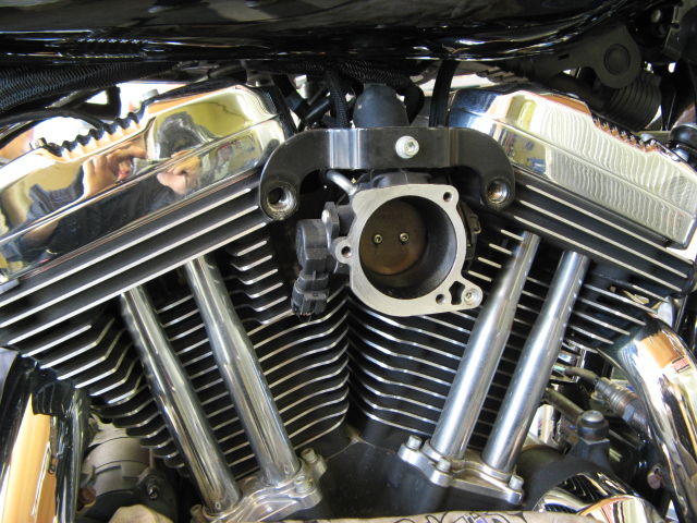 2007年式XL1200C スポーツスター1200カスタムのエアクリーナー