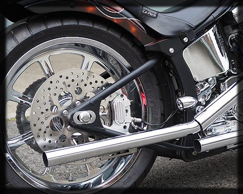 GMA アルミブレーキキャリパー シルバー 中古 美しいデザイン ハーレー