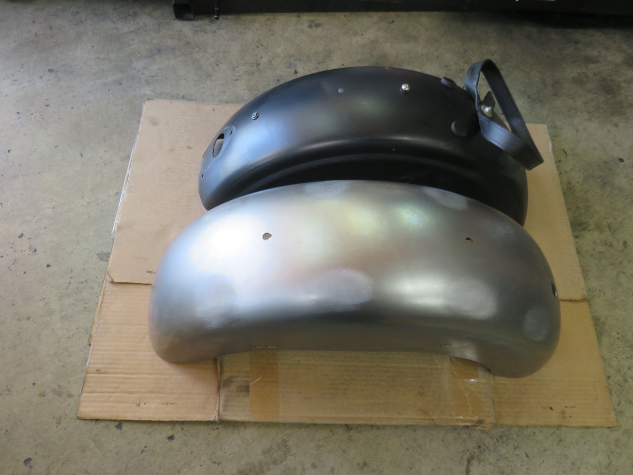 2011年式FXDBのリアフェンダー＆テールライト交換