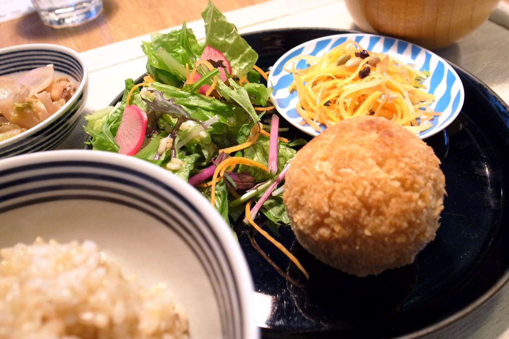 実食も。 : これからの飲食店を創ろ!!