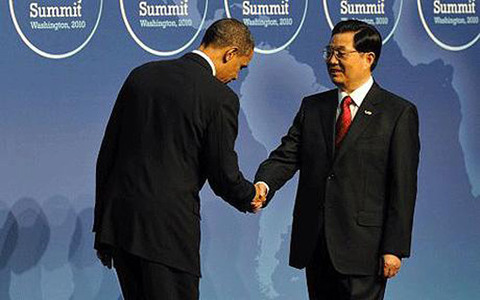 obama-bows-to-chinas-hu-jintao