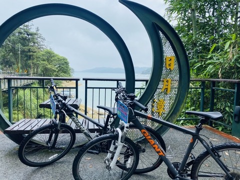 028B4F6B-19C0-455D-82C1-5C6B59D6F6AD