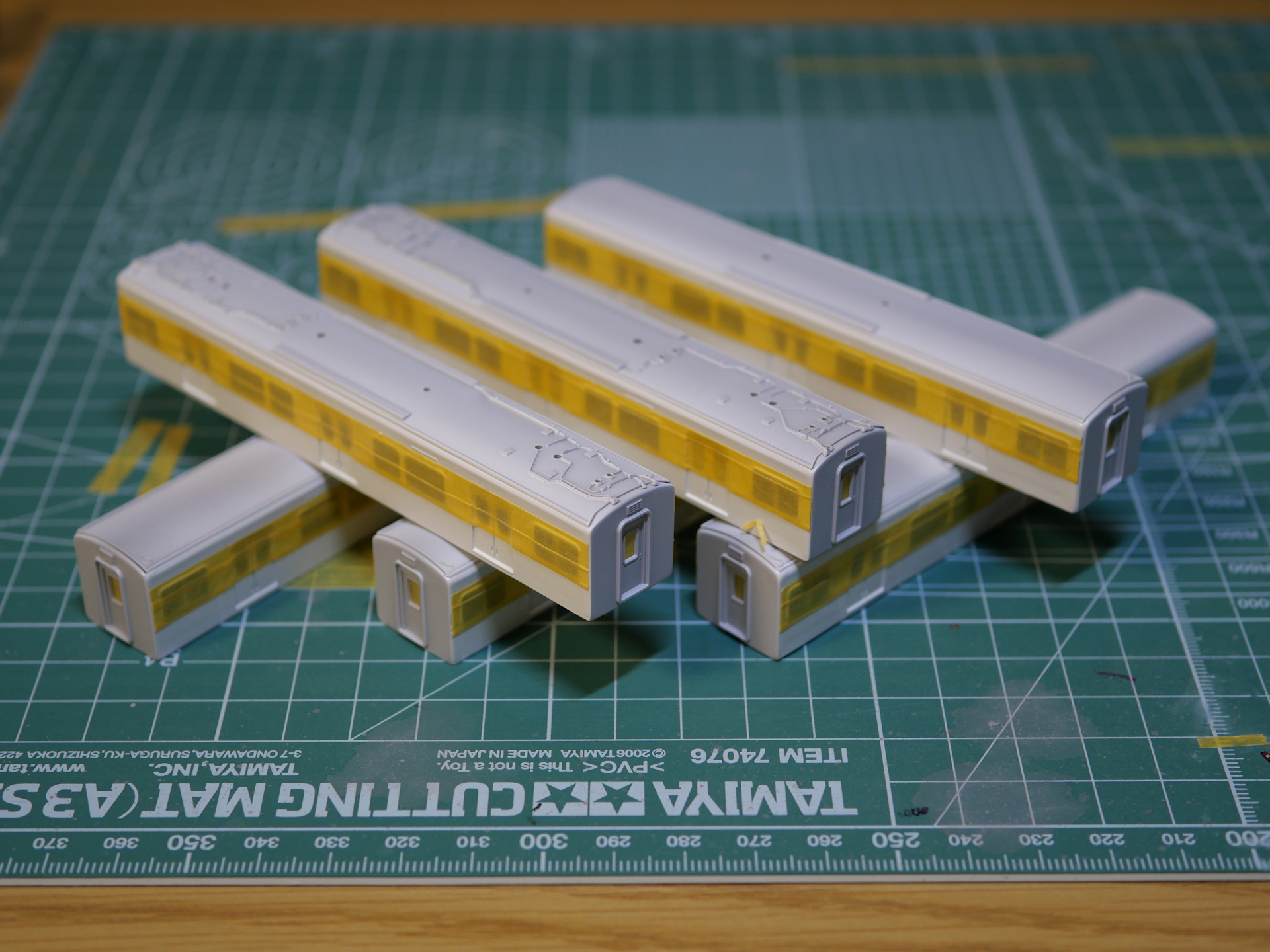 京急2000形(3扉車改造車)を作る【4】 : 押上車両工場の製作日報