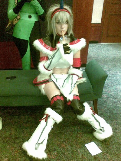 kirin_cosplay_candid_2_by_Tama_llama