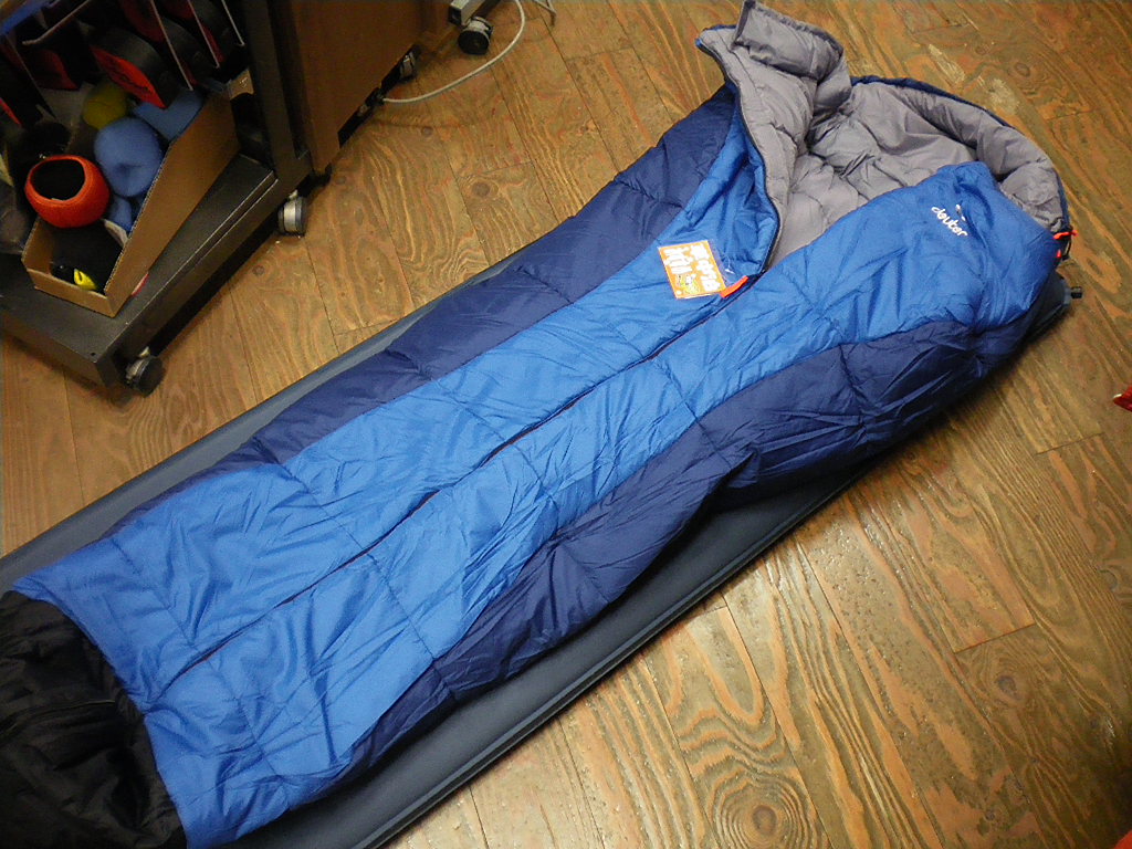 L Breath新宿店 車中泊におすすめの寝袋はこれだ L Breath Staff Blog L Breath新宿店 車中泊におすすめの寝袋はこれだ L Breath Staff Blog