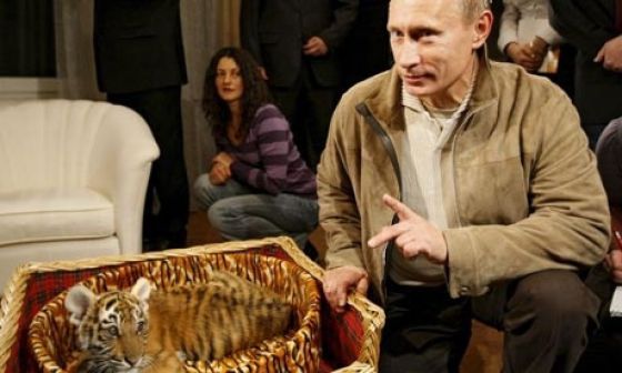 ロシアのプーチンは大の動物好き Cute Photos of Action Man Vladimir Putin with Animals