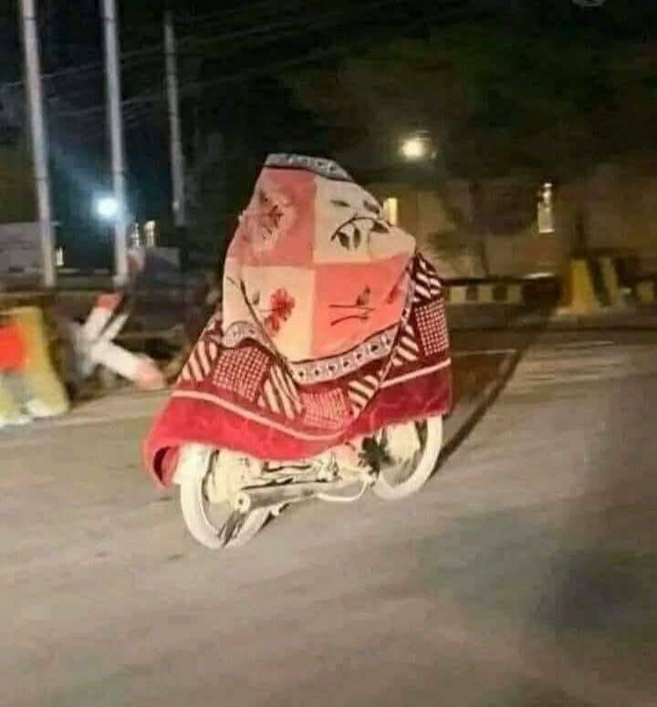 【画像】バイクの寒さ対策ｗ！！