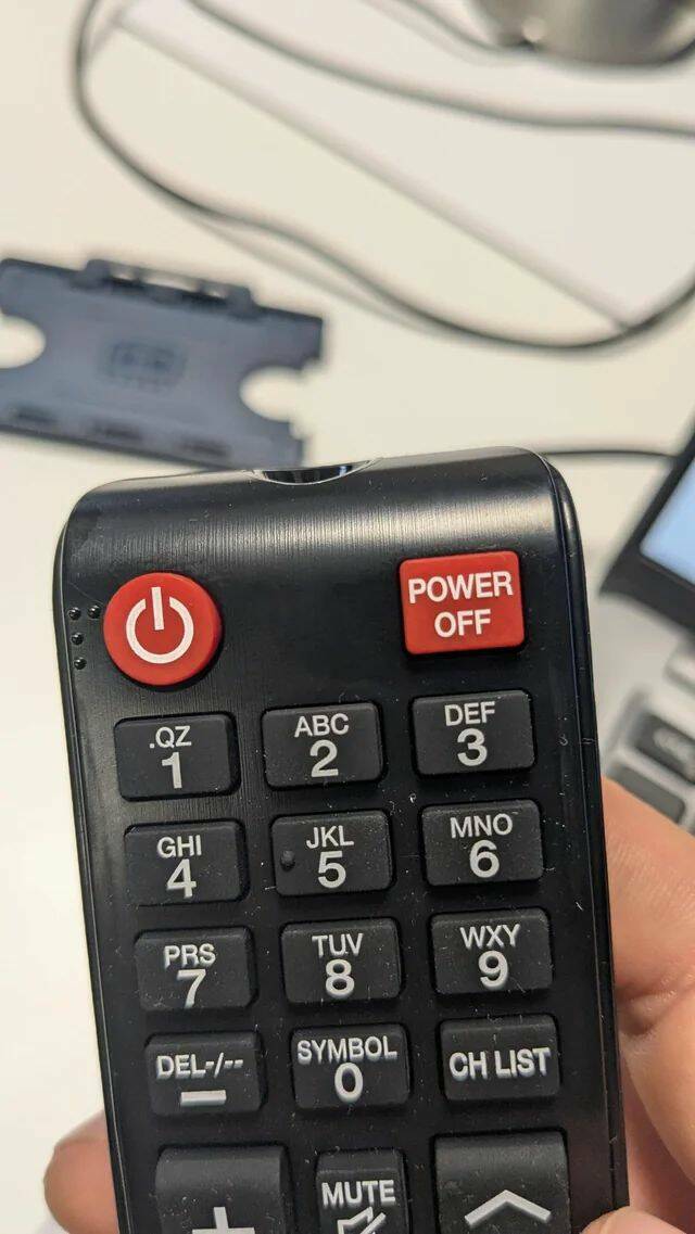 【画像】電源ボタンと電源オフは別です！