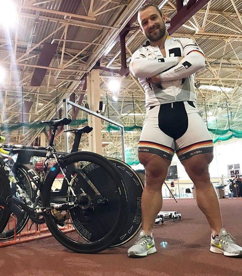自転車競技の選手の足の筋肉がヤバい ネタ画像 Com