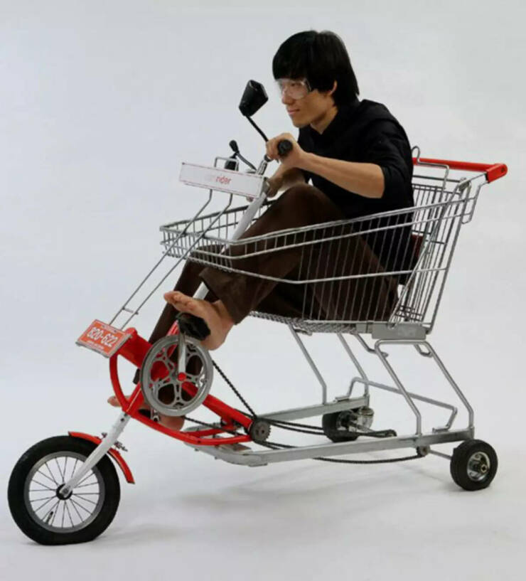 【画像】子供の頃の夢をカタチに。ショッピングカートカー