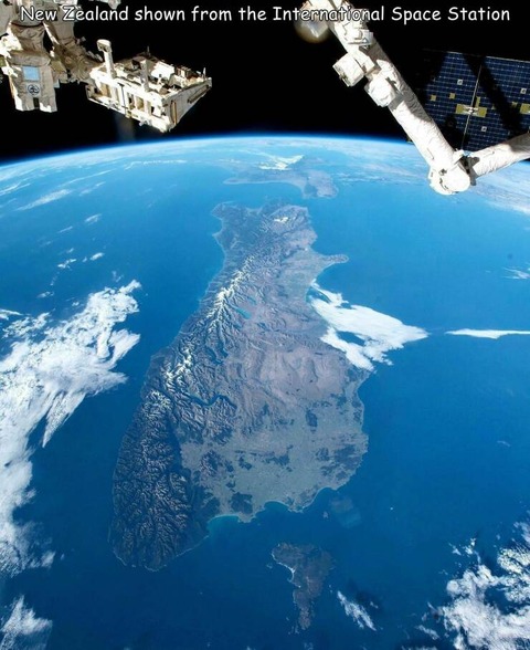 宇宙から見たニュージーランド