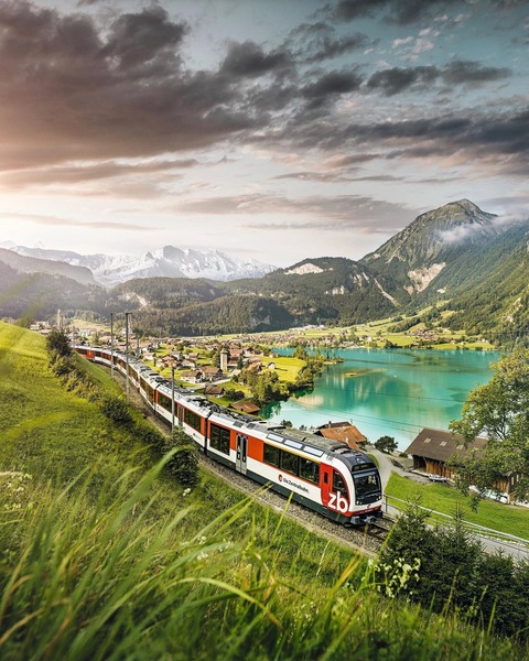 スイスのツェントラル鉄道の写真が凄い！