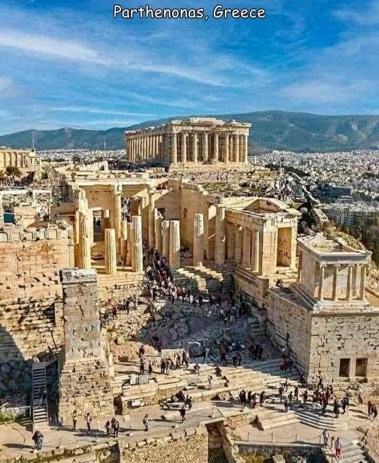 【画像】ギリシャのパルテノン神殿とその町の全景