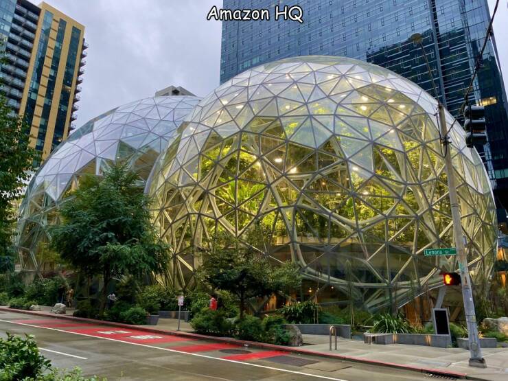 【画像】アメリカ・シアトルにあるアマゾンの本社