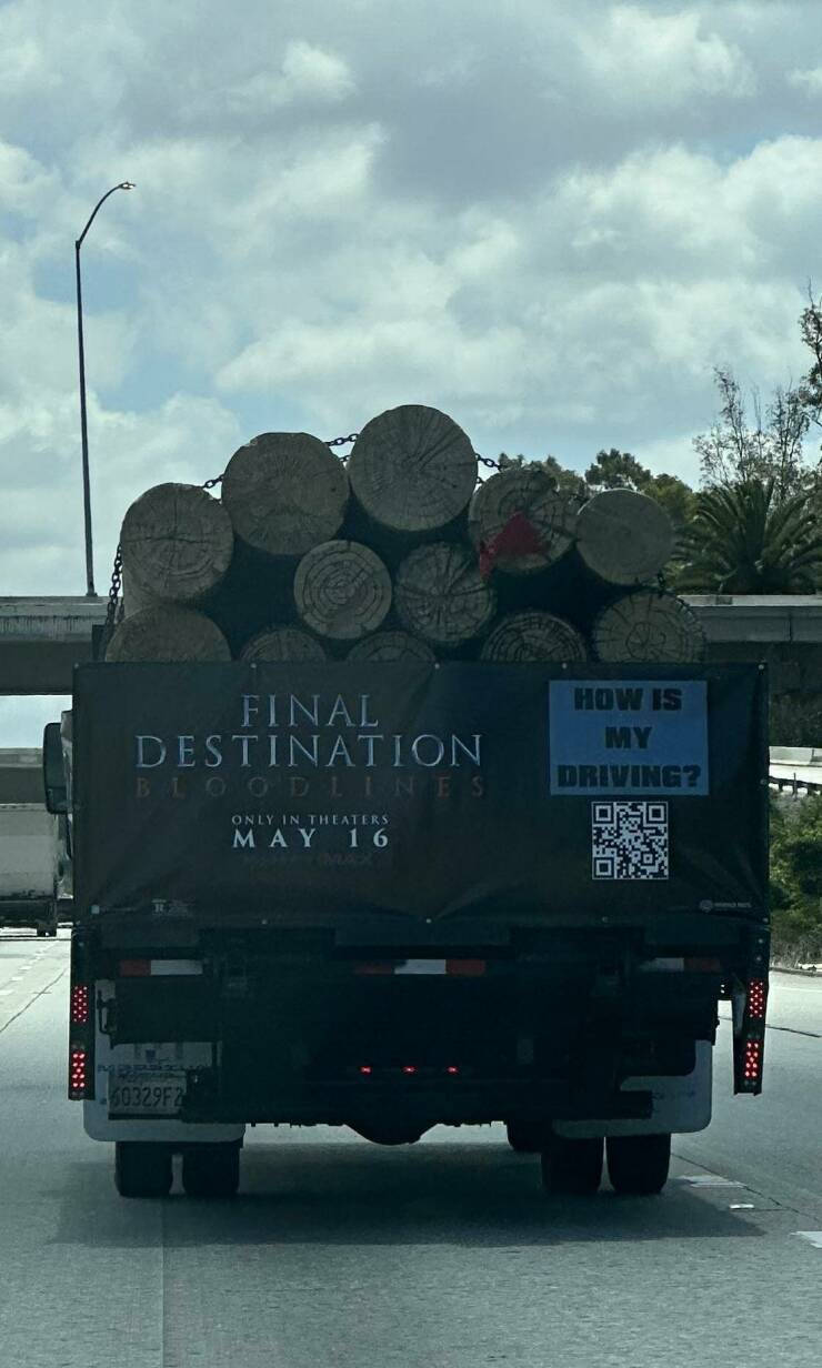 【画像】ファイナル・ディスティネーションの宣伝カーｗ！！