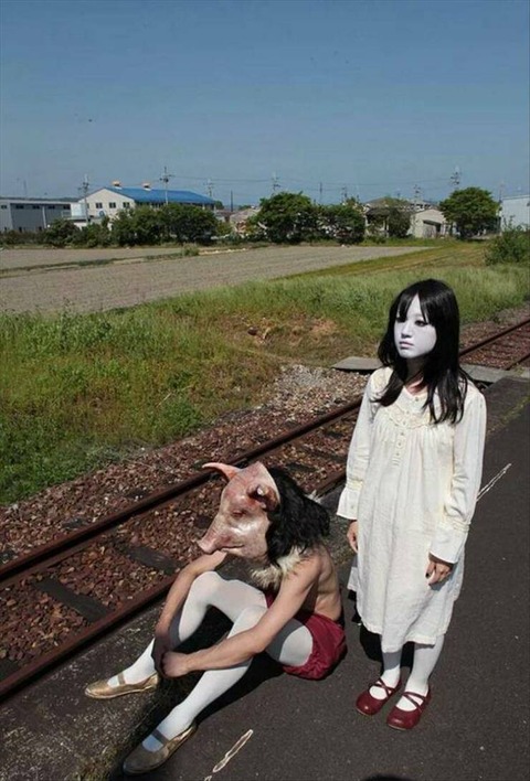 寺山修司の映画っぽい謎の写真…。