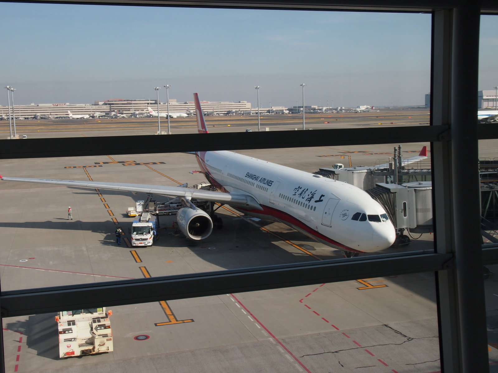 羽田 Hnd 上海 Sha 上海航空fm816便 エコノミークラス搭乗記 マイルで行くアジア漫遊記 羽田 Hnd 上海 Sha 上海航空fm816便 エコノミークラス搭乗記 マイルで行くアジア漫遊記