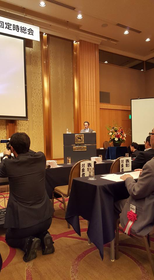 35429589_1753945111348800_2914567783477936128_n