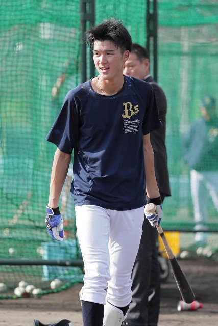 オリックスが川端 岩崎 佐野の３選手に戦力外通告 川端はコーチ 佐野は育成 岩崎はトライアウトか トレンドニュースアワー