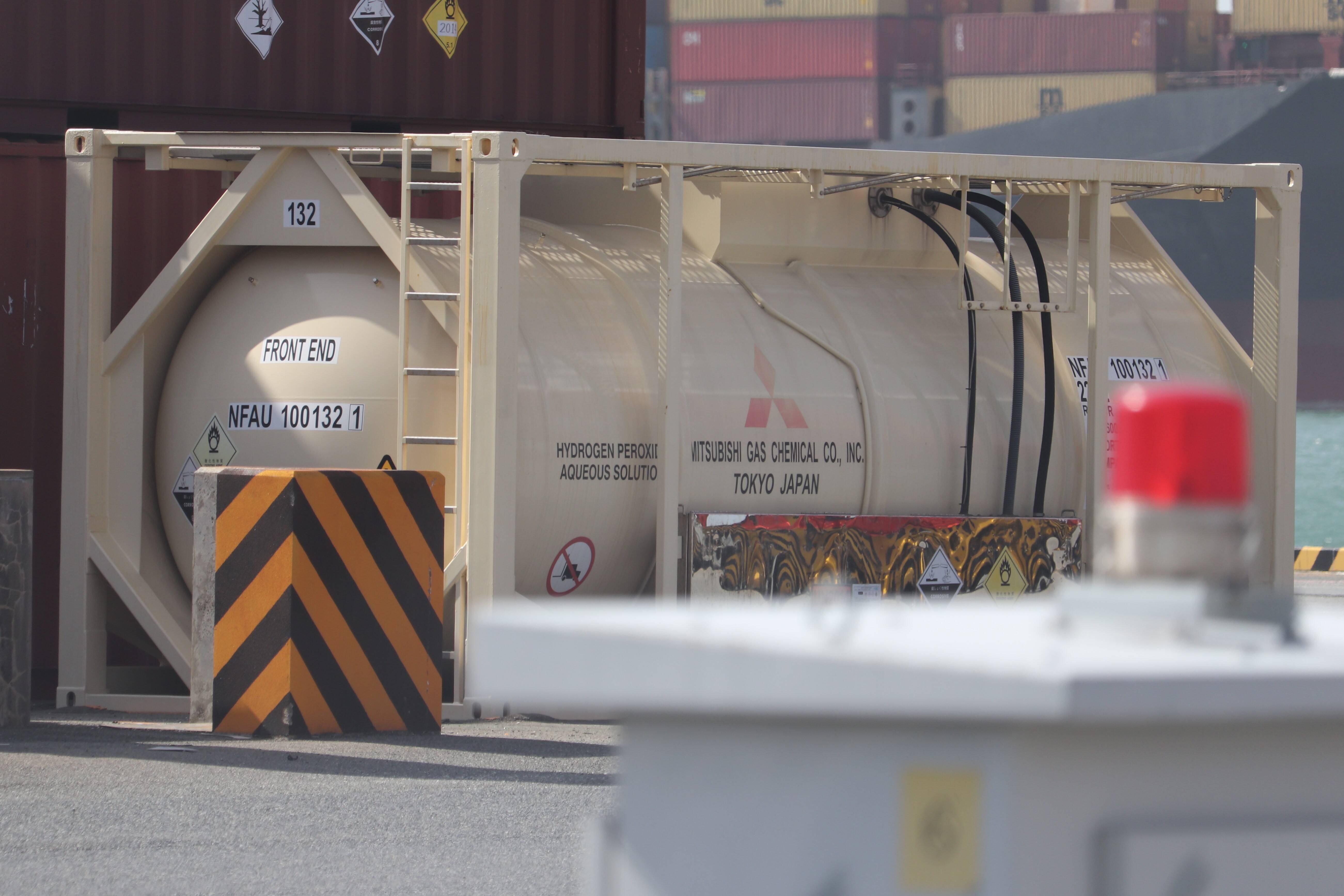 NFAU 100123 1 : new_ilya's Container Archives