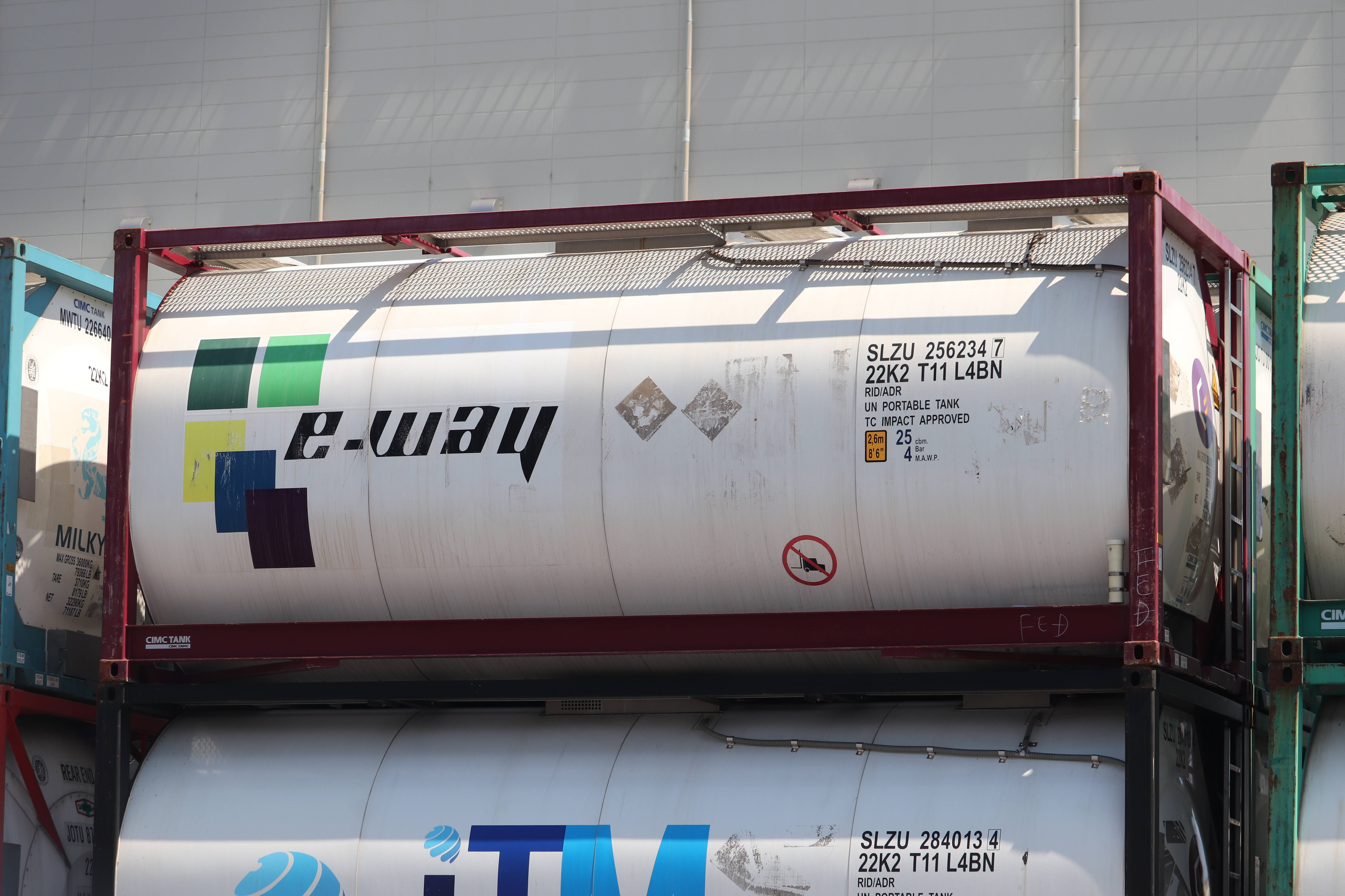 SLZU 256234 7 : new_ilya's Container Archives