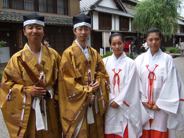 結婚式ー雅楽 鯉太郎の 心 ころころ