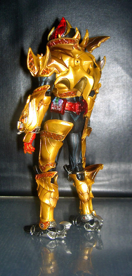 S.I.C. 仮面ライダーキバ　エンペラーフォーム 真紅の皇帝。S.I.C. 「仮面ライダーキバ エンペラーフォーム