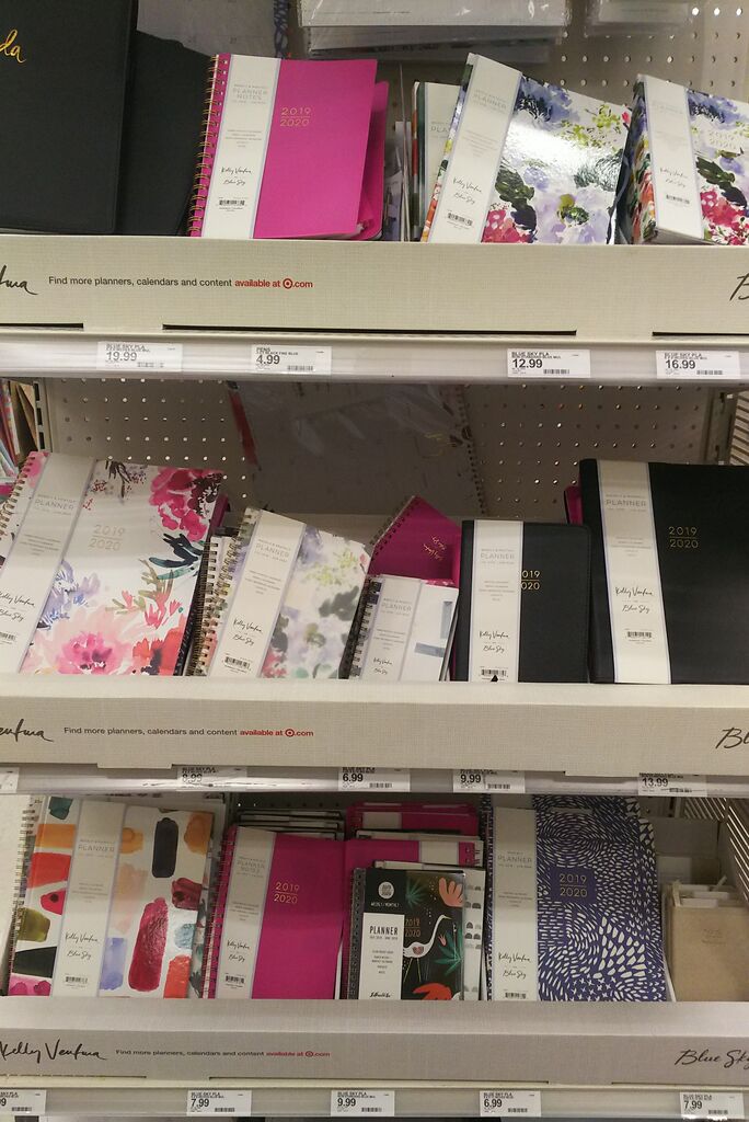 年用の手帳をゲット アメリカの夏は文房具が豊富 New Life In The Us