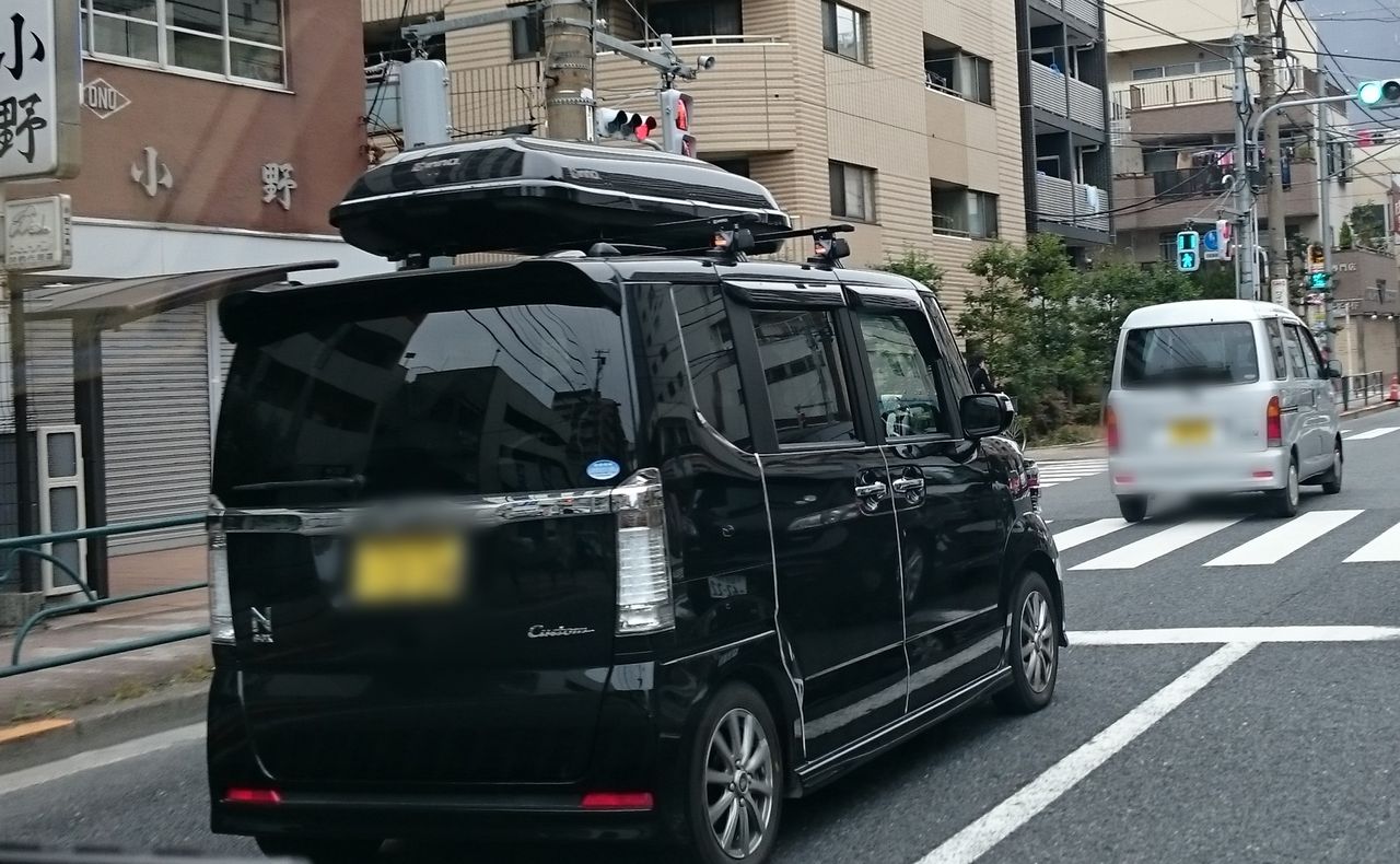 スキー板の車内積載方法 N Box車内中積み編 共働き二人暮らしを楽しもう