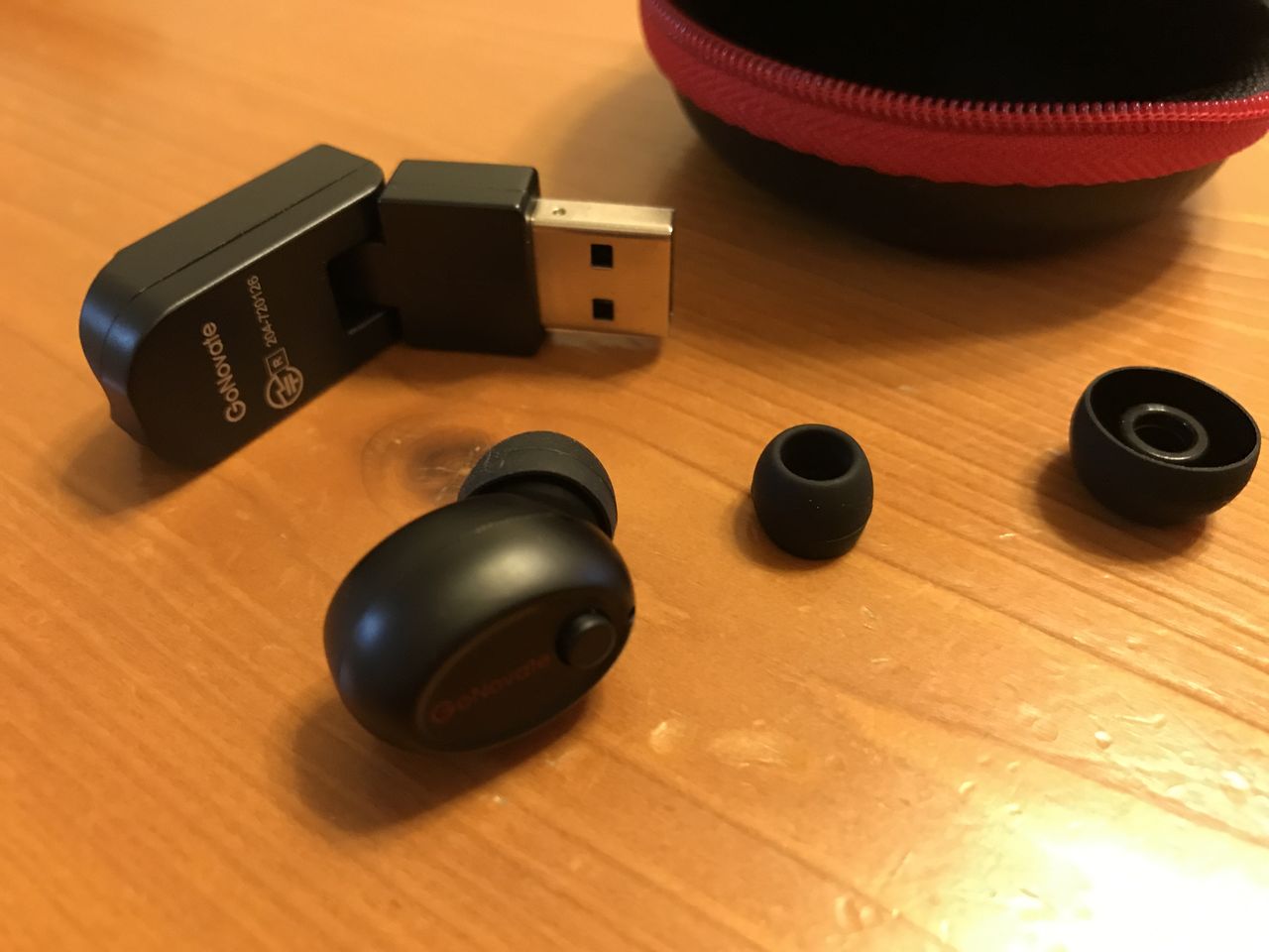 Bluetooth イヤホン pc