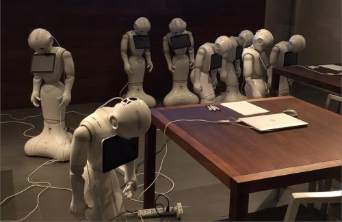 【悲報】不要になったロボットのペッパーくん、メルカリに売り飛ばされる・・・