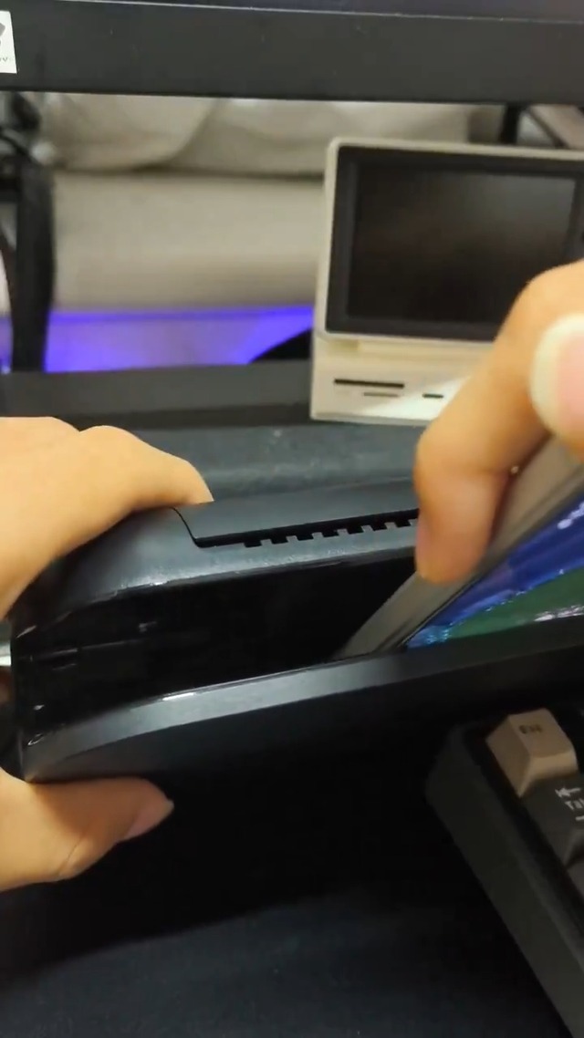 videoframe_55263_clean