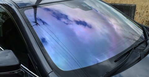 車の中が見えない『オーロラフィルム』『ゴーストフィルム』についに手が入る、国交省が“実質禁止”の通達