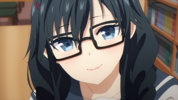 【悲報】メガネキャラ、業界で嫌われてた…