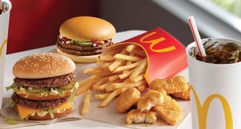 体重100キロ超えの男性「マクドナルドだけ食べて痩せる。スリムになりたいならマクドナルドに行くべき」