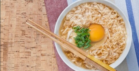 「インスタント麺」「スナック菓子」「カレールー」買うなら今かも、6月に値上げする