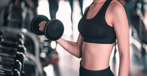 専門知識ないトレーナーなどで筋トレ個別指導で事故が相次いでしまう･･･相談者のほとんどは女性