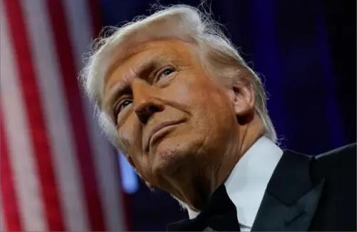 トランプ大統領『スマホやパソコンは半導体関税の対象』　除外されなかった…