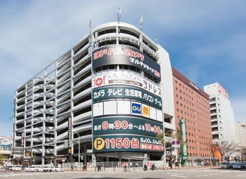 X民さん『ヨドバシとかいう、数百円の商品を注文した翌日に送料無料で家まで届けてくれる慈善業者。』