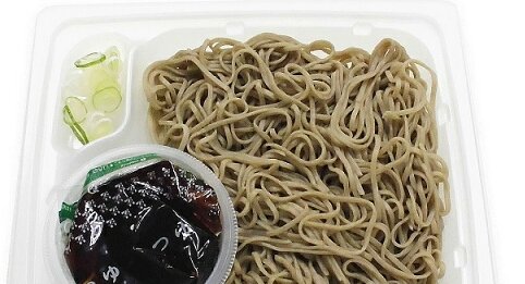 セブンイレブンがCO2削減目的で弁当の容器を“無色”に！これ上げ底バレない？