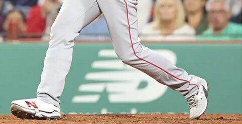 大谷翔平選手着用のメーカースパイクが高野連規定でNGになり怒りの声･･･