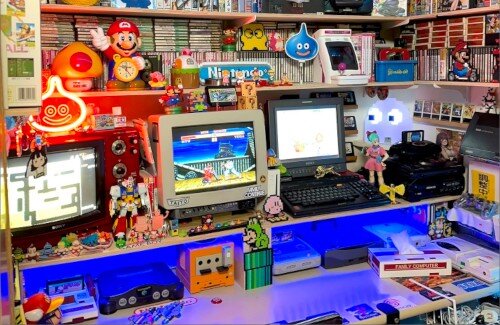 【画像】クローゼットに作ったゲーム部屋が話題に…　いいなこれ