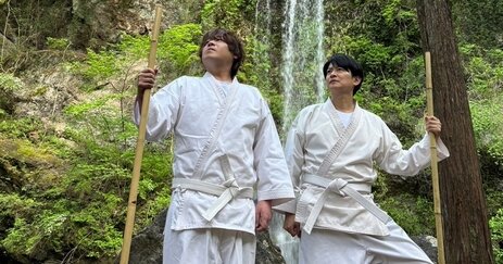 【鬼滅の刃】下野紘さん・松岡禎丞さんによる滝行動画が公開！仙人が濃すぎるｗｗｗｗ