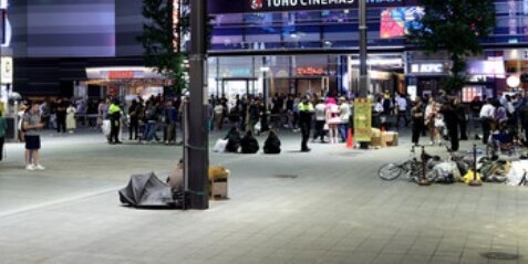 「トー横」に集まる家出の子供を解消するためシェルターを提供する方向で検討入り、問題はそこなのか…？