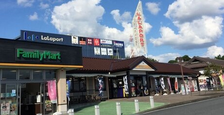 『高速SA』の将来的な“有料化”を検討！ トラック運転手大丈夫か…？