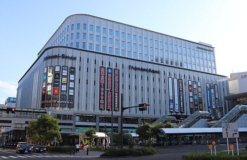 X民「ヨドバシでAirPods4を試聴したら店員さんが全否定してきた」→ むしろ親切だと話題に