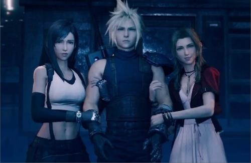 「FF7 リバース」と「どん兵衛」がコラボ！　公式『エアリス、ティファ…誰をどんぎつねにするか？社内で大揉めしました…』