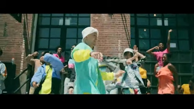 2019y07m23d_081123579