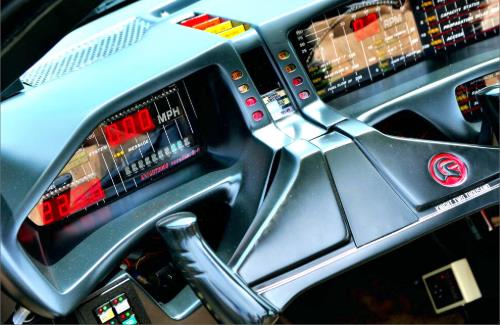 【画像】「ナイト2000」の運転席が未来すぎるｗｗｗｗｗｗｗｗｗｗｗ