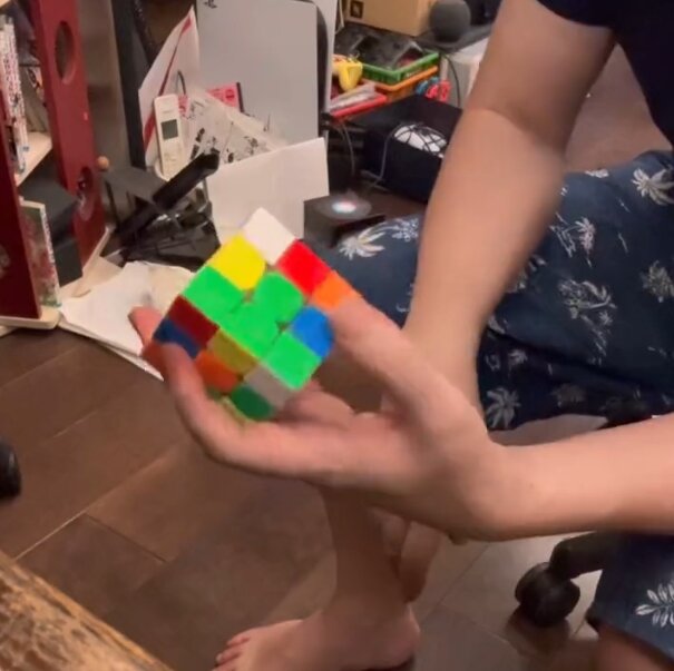 2023y05m03d_102540961